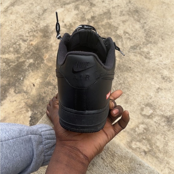 size 11 black air force 1